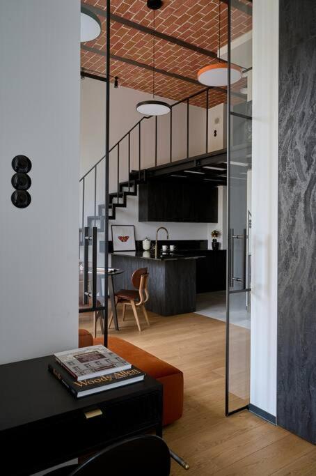 Ferienwohnung Loft Industrialny Przy Bulwarze Staromiejskim Breslau Exterior foto